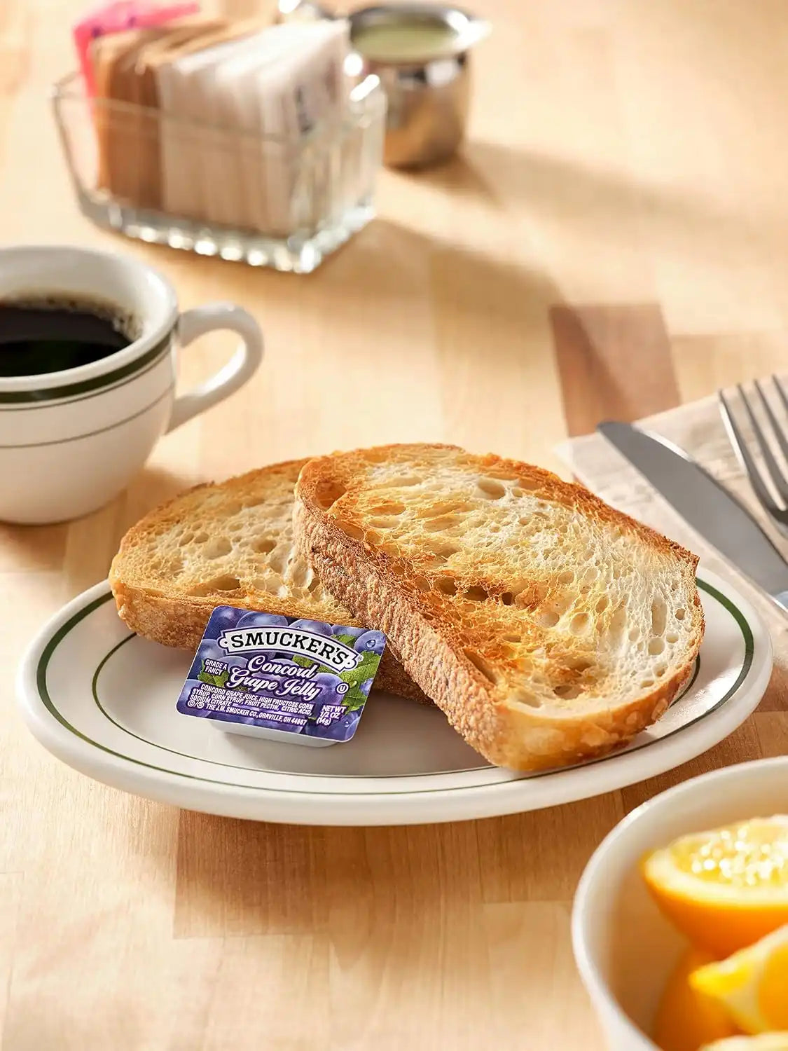 Smucker's Grape Jelly, 1/2 oz Plastic Portion Control Cup, 200 Count Case